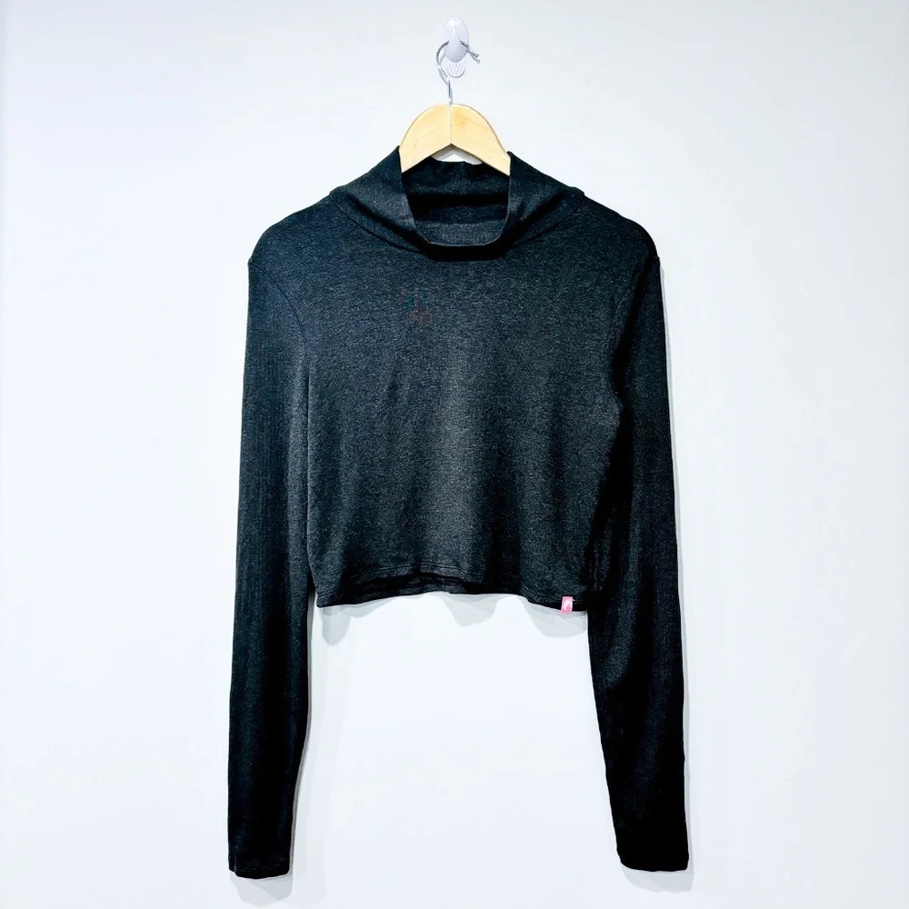 🌼NWOT🌼 LAIT‎ DE POULE – Grey maternity crop top | Soft stretch tee | X-Large*